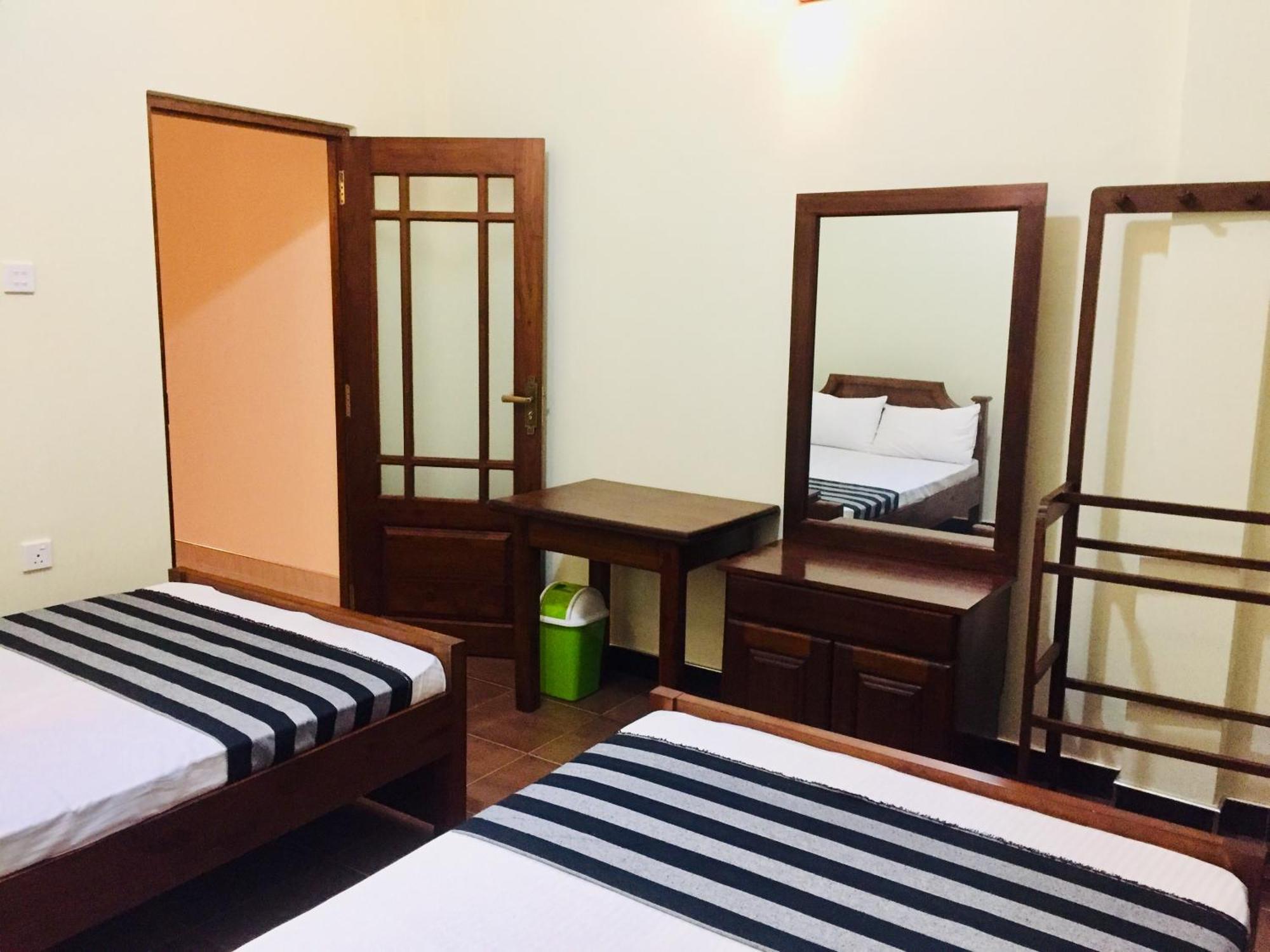 Sweet Home Tourist Rest Anuradhapura Buitenkant foto